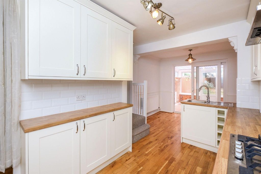 Property photo 3 of 14 Front