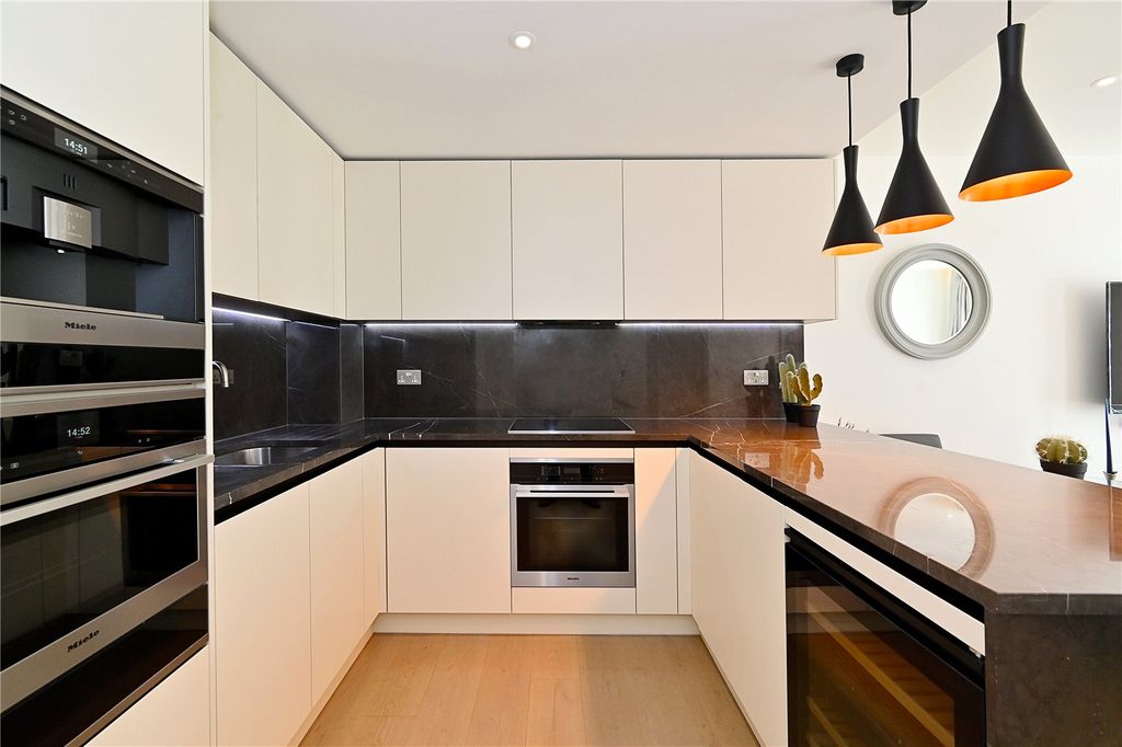Property photo 2 of 13 Kitchen