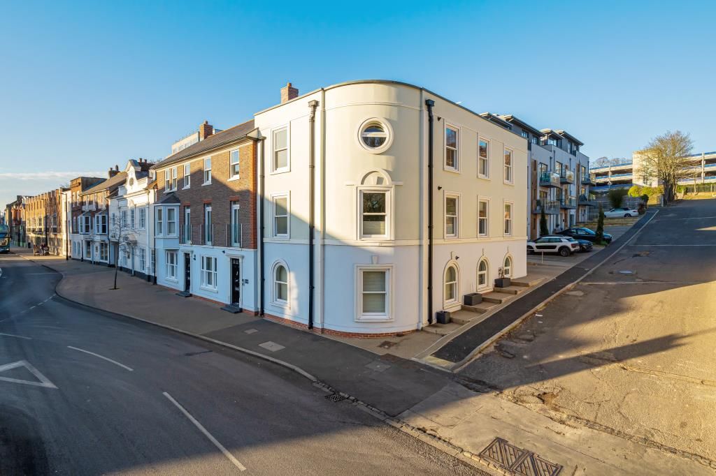 Property photo 3 of 11 Elevated Photos