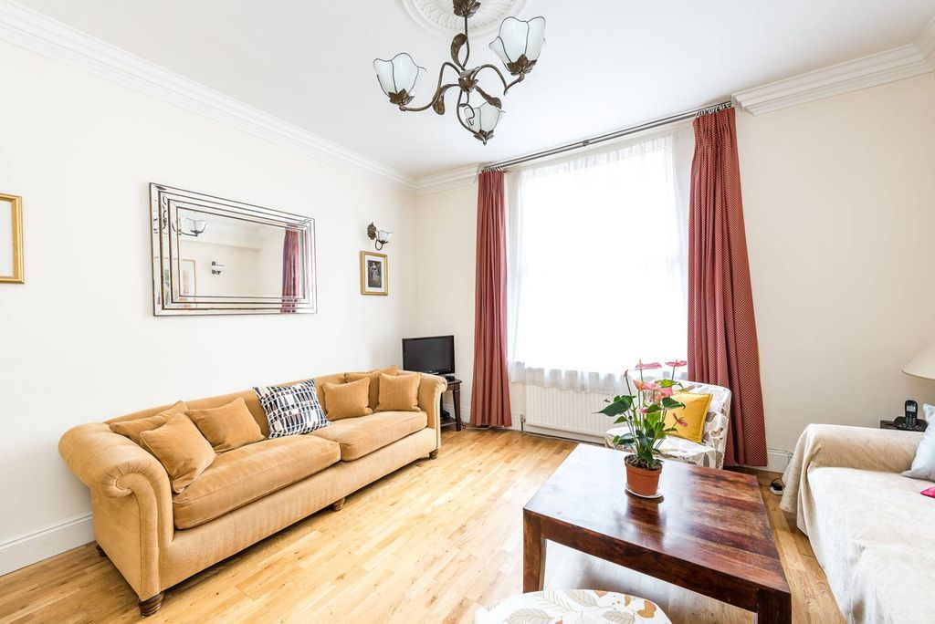 Property photo 1 of 5