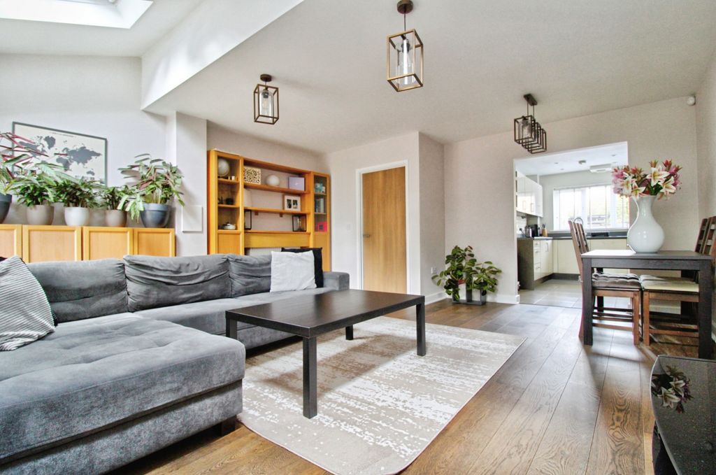 Property photo 2 of 27 13