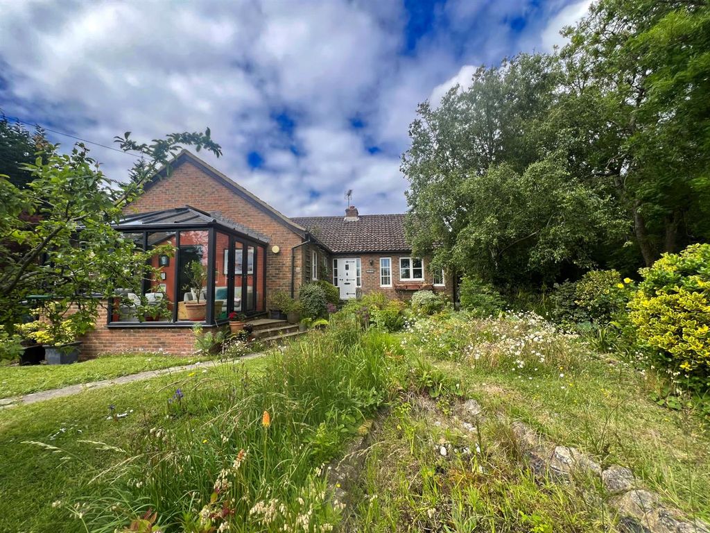 Property photo 1 of 37