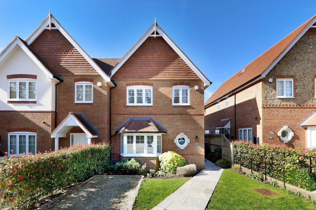 Property photo 1 of 18 Picture No. 04