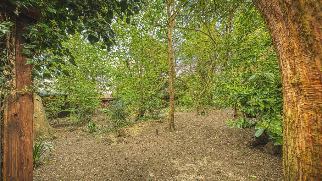 Additional image 60 of 5 bed detached house for saleStation Road, Mickleover, Derby DE3
