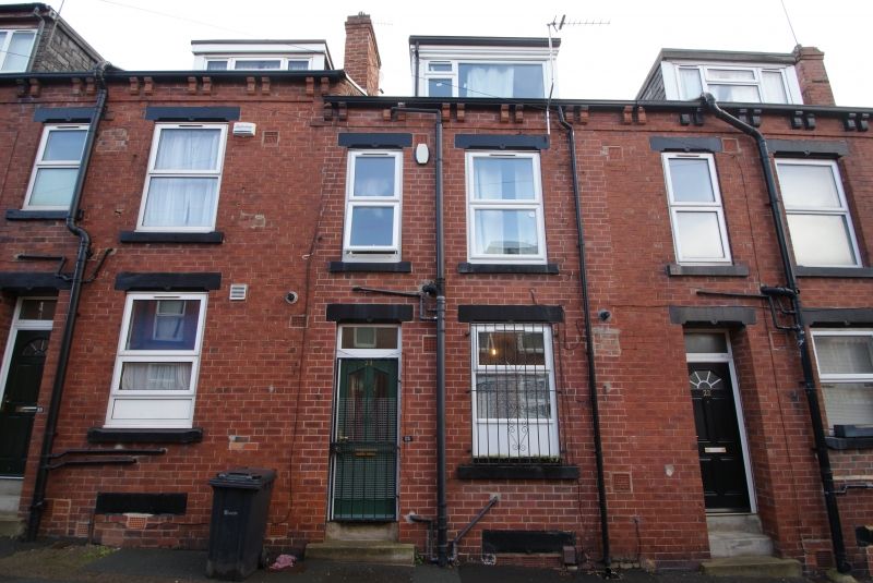 Property photo 1 of 5