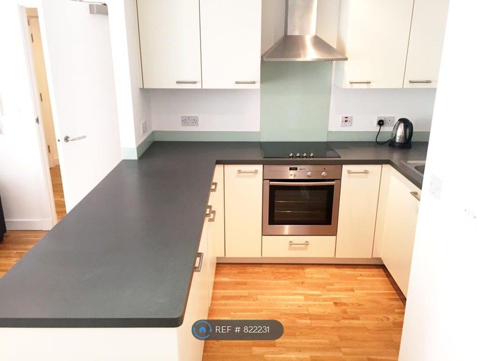 Property photo 3 of 13 Kitchen
