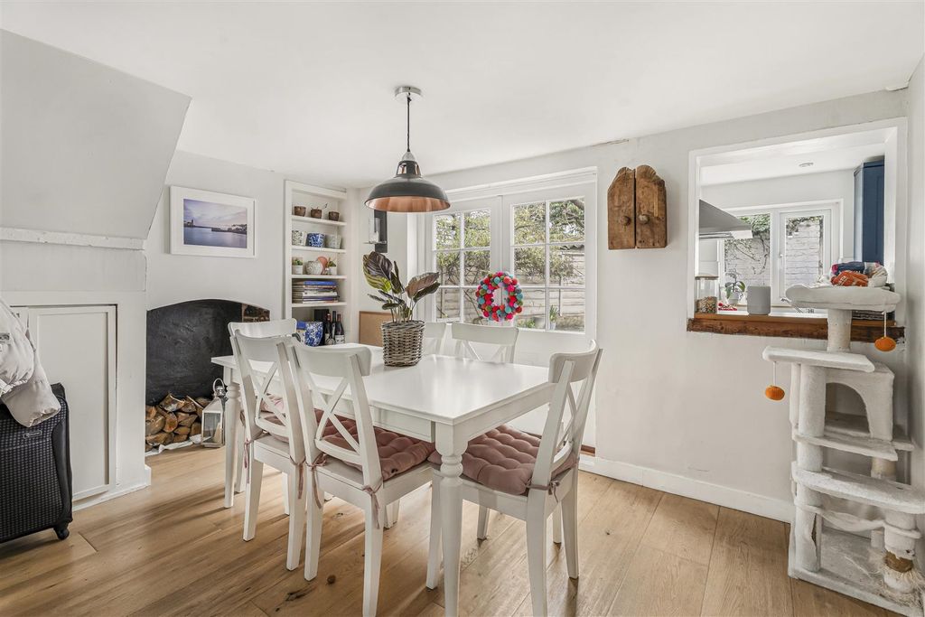 Property photo 3 of 19 32_72088.Jpg