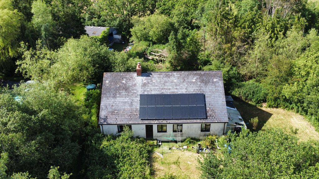 Property photo 3 of 28