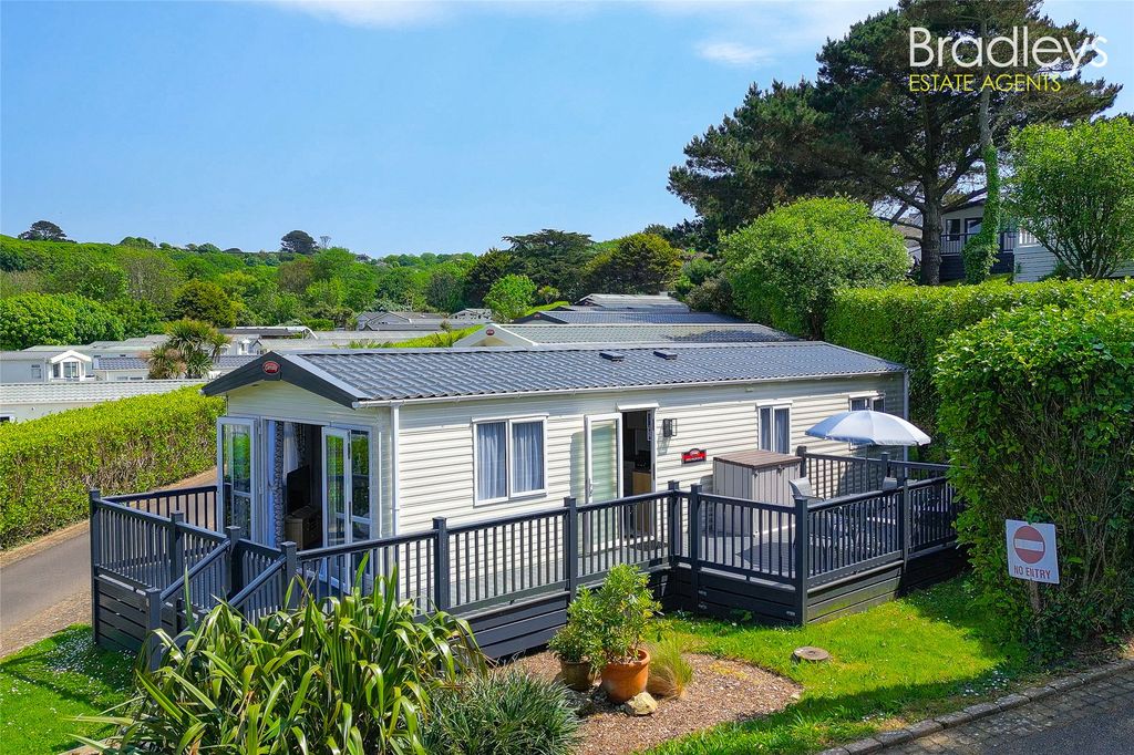 Property photo 3 of 13 Picture No. 23