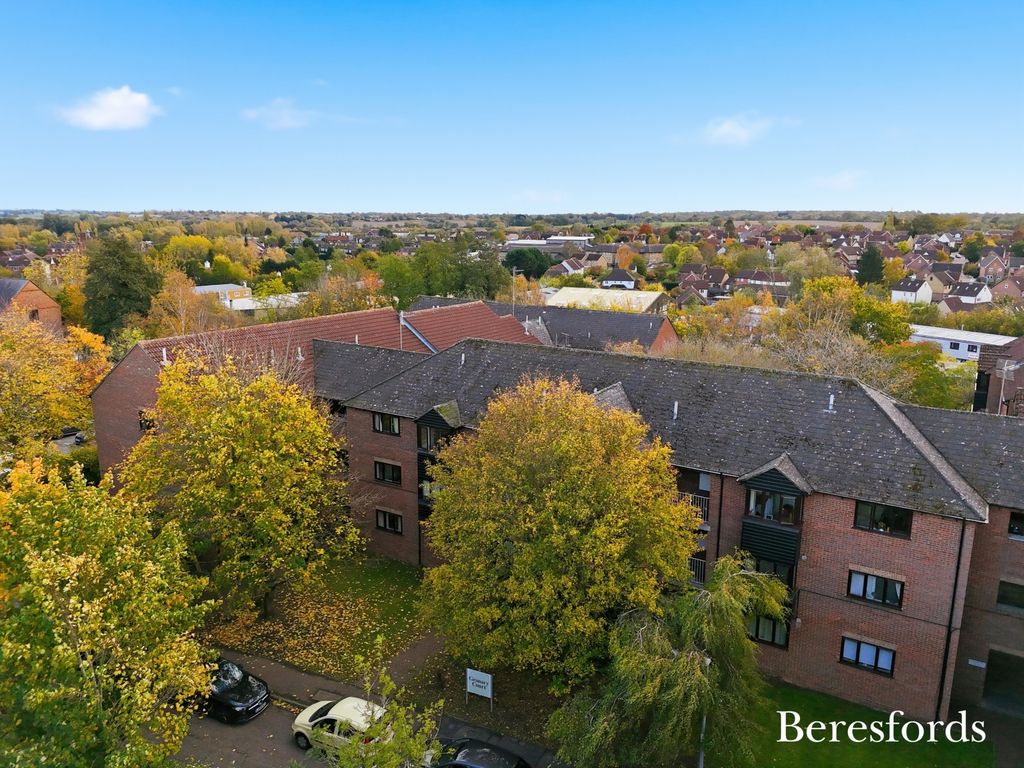 Property photo 1 of 9 Front