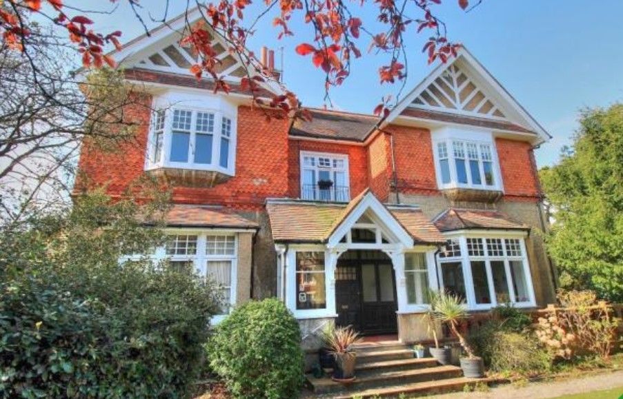 Property photo 1 of 5