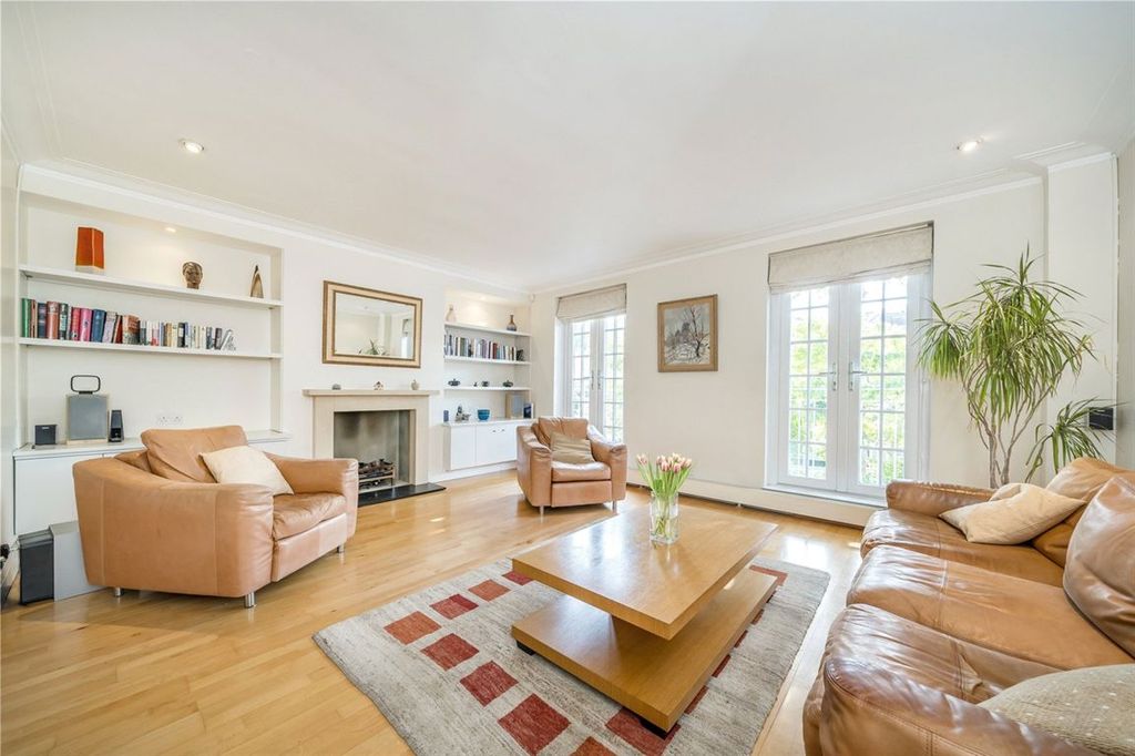 Property photo 2 of 13