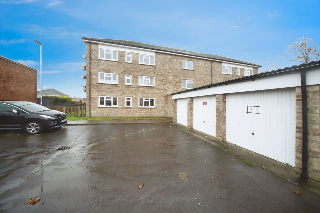 Property photo 1 of 14