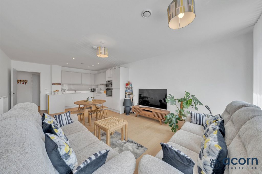 Property photo 1 of 18 Picture No. 03