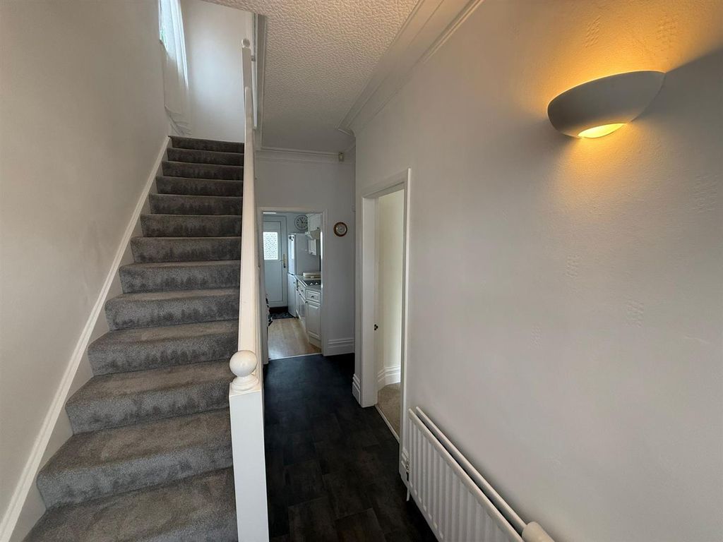 Property photo 2 of 13 Photo-2026-04-18-09-17-32[1].Jpg