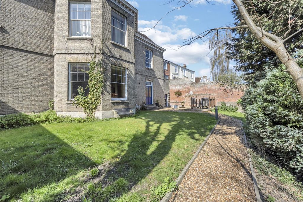 Property photo 1 of 14 Dcp_6556.Jpg