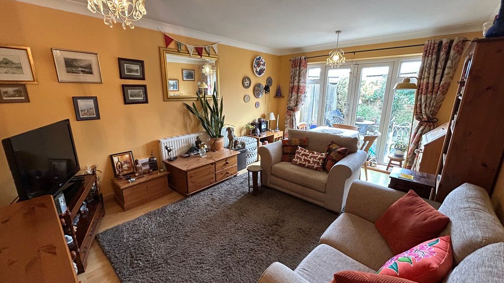 Property photo 2 of 15