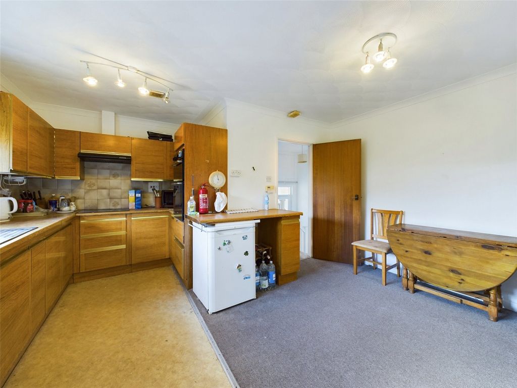 Property photo 3 of 20 Picture No. 28
