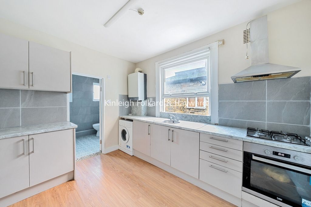 Property photo 2 of 7 B97A2A91-50c2-4F5F-9