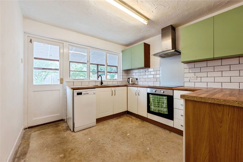 Property photo 2 of 14 Picture No. 04