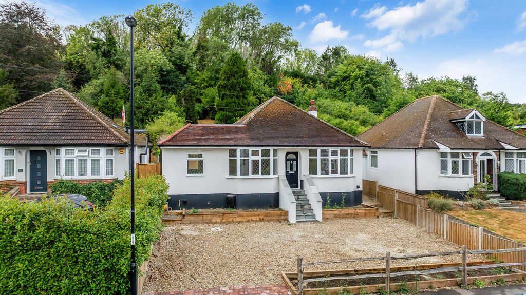 Property photo 1 of 11