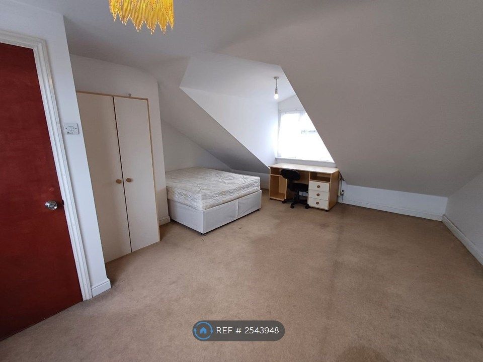 Property photo 1 of 5