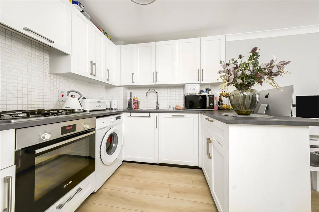 Property photo 2 of 12 Picture No. 02