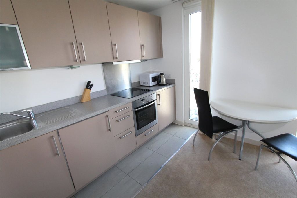 Property photo 2 of 6 Picture No. 06