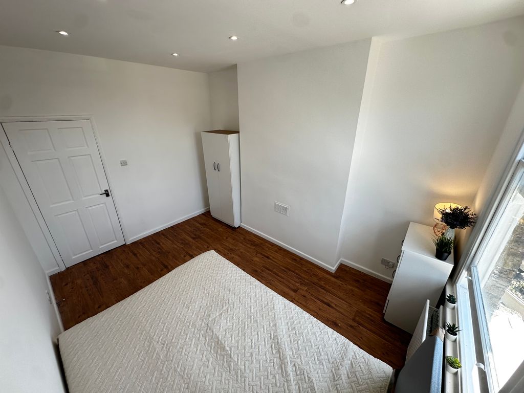 Property photo 3 of 13 Room A