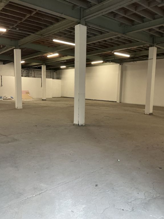 Property photo 3 of 4