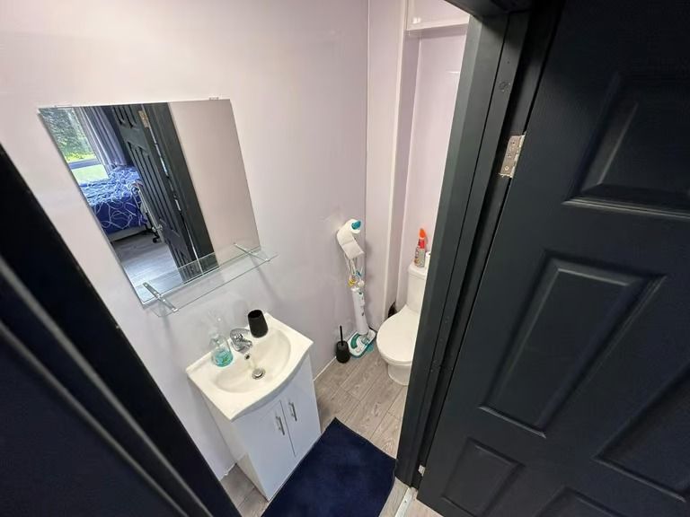 Property photo 1 of 4