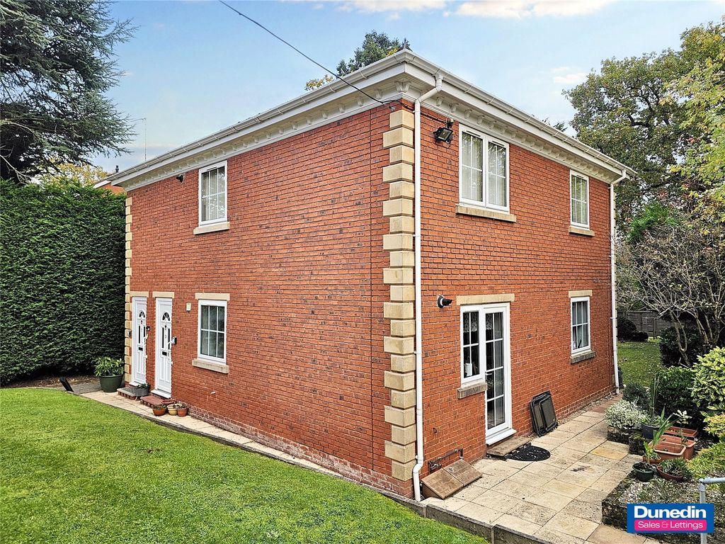 Property photo 1 of 15 Picture No. 03