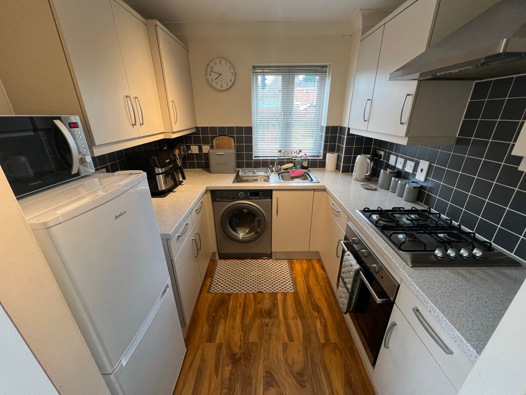 Property photo 2 of 7 Images