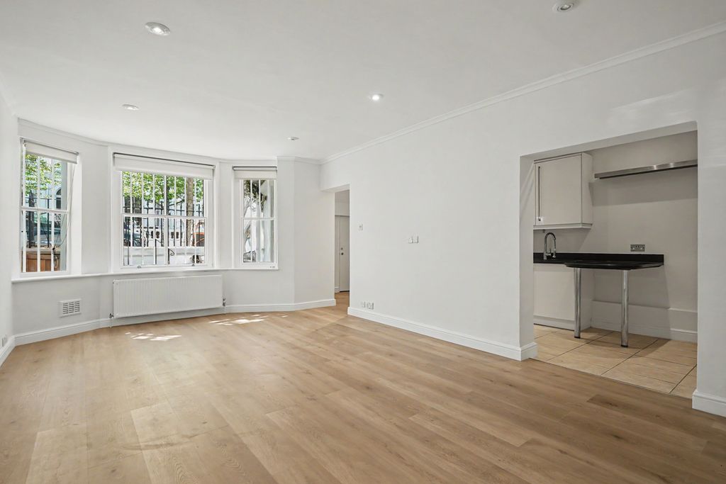 Property photo 1 of 10 Floorplan