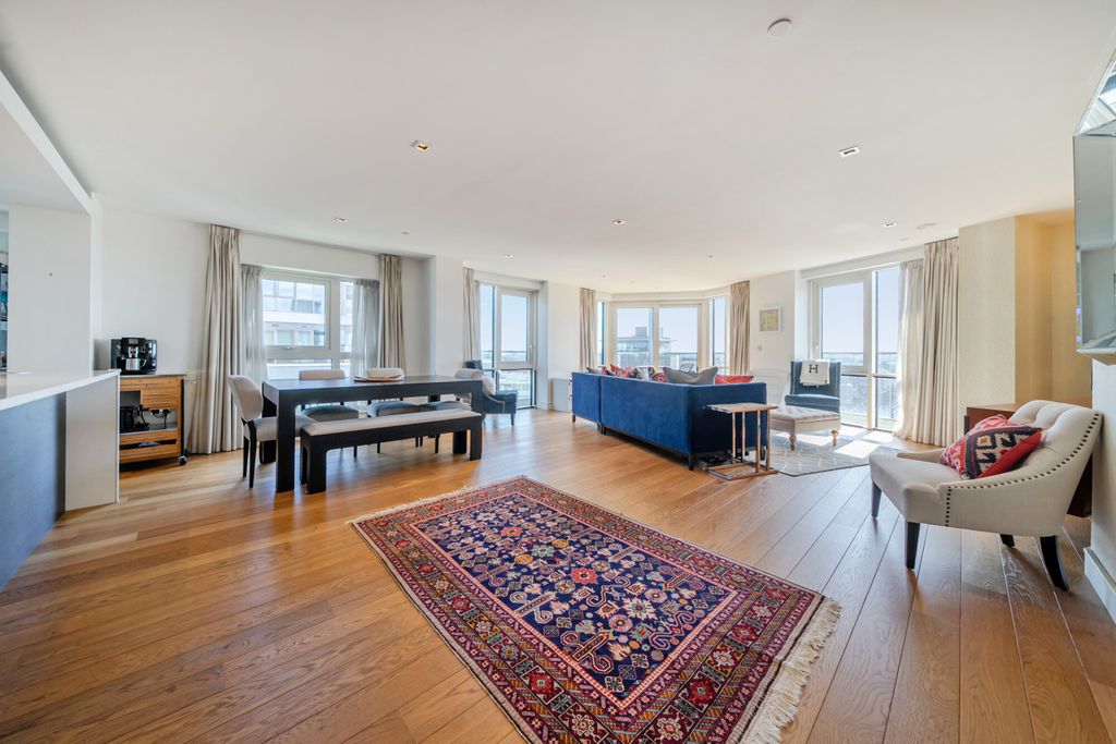 Property photo 2 of 22 1436294-22-69c52A...