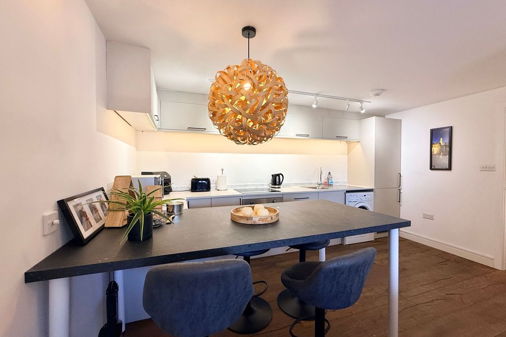 Additional image 6 of 1 bed flat for saleEastwood Road, Eastwood Farm Barns Eastwood Road TR10