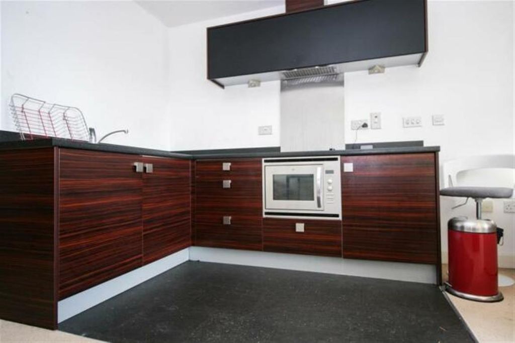 Property photo 2 of 4