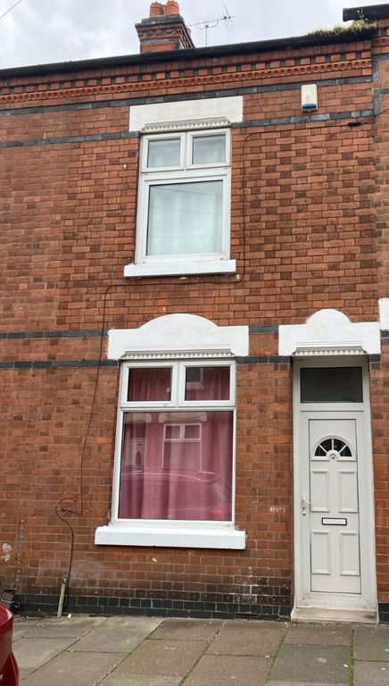Property photo 1 of 7