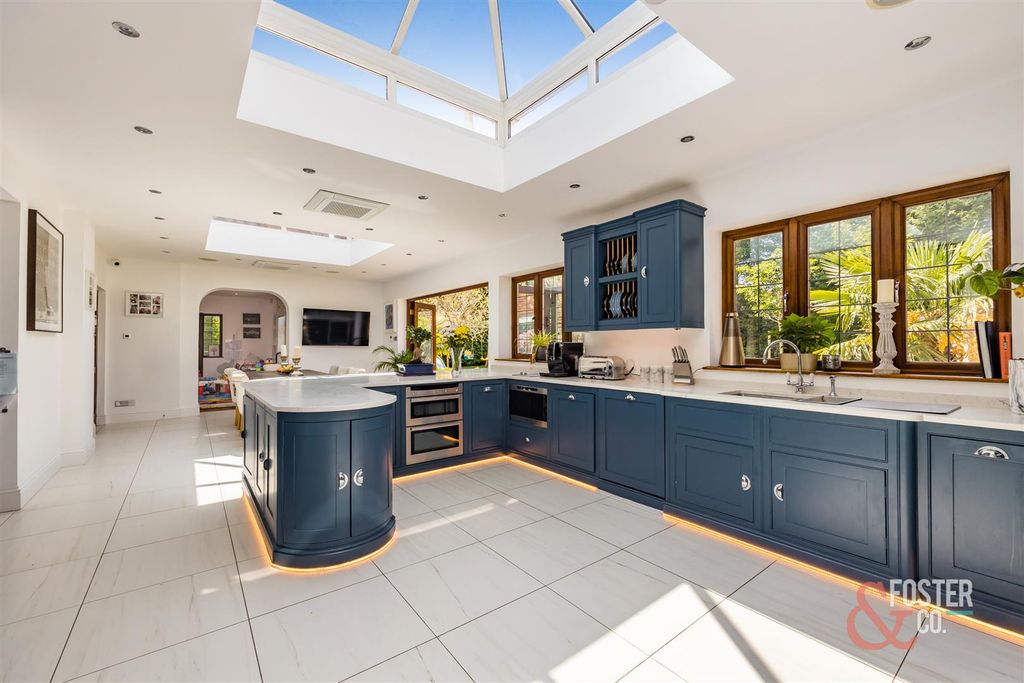 Additional image 5 of 9 bed detached house for saleWithdean Road, Brighton BN1