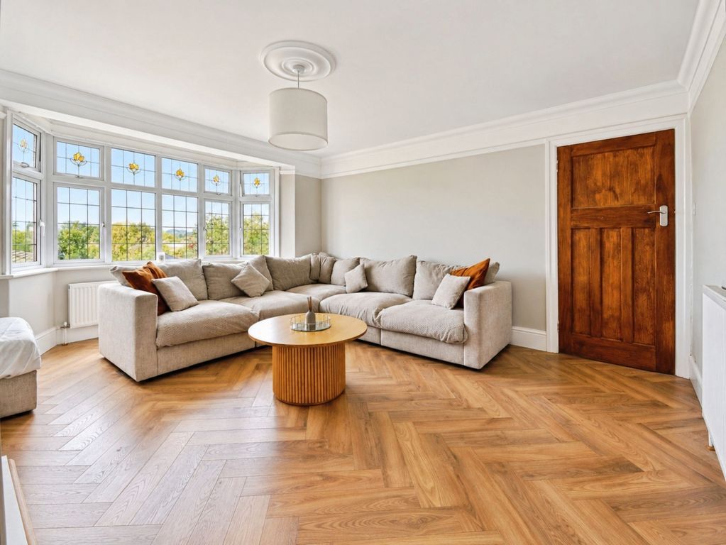Property photo 2 of 20 Pbox-Img.Jpg