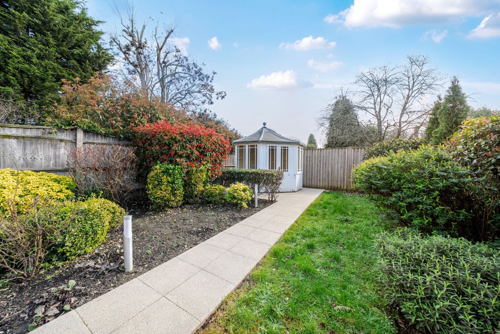 Property photo 2 of 18 1423899-17-69B151...