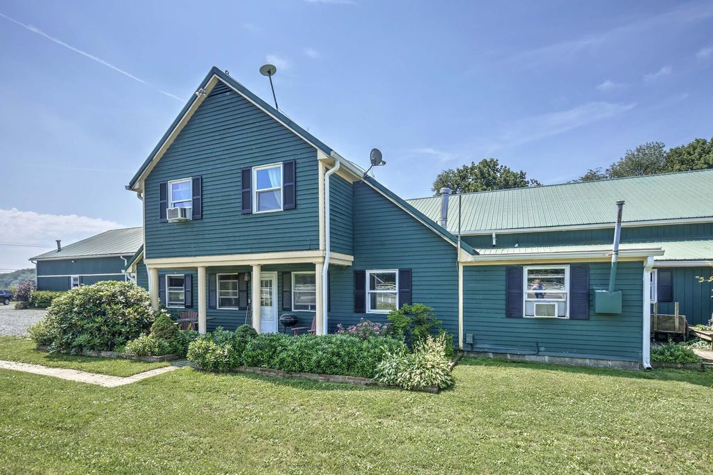 Property photo 3 of 8 <Alttext/>