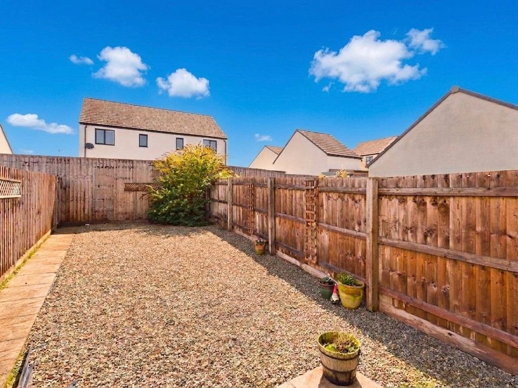 Property photo 2 of 13 Garden