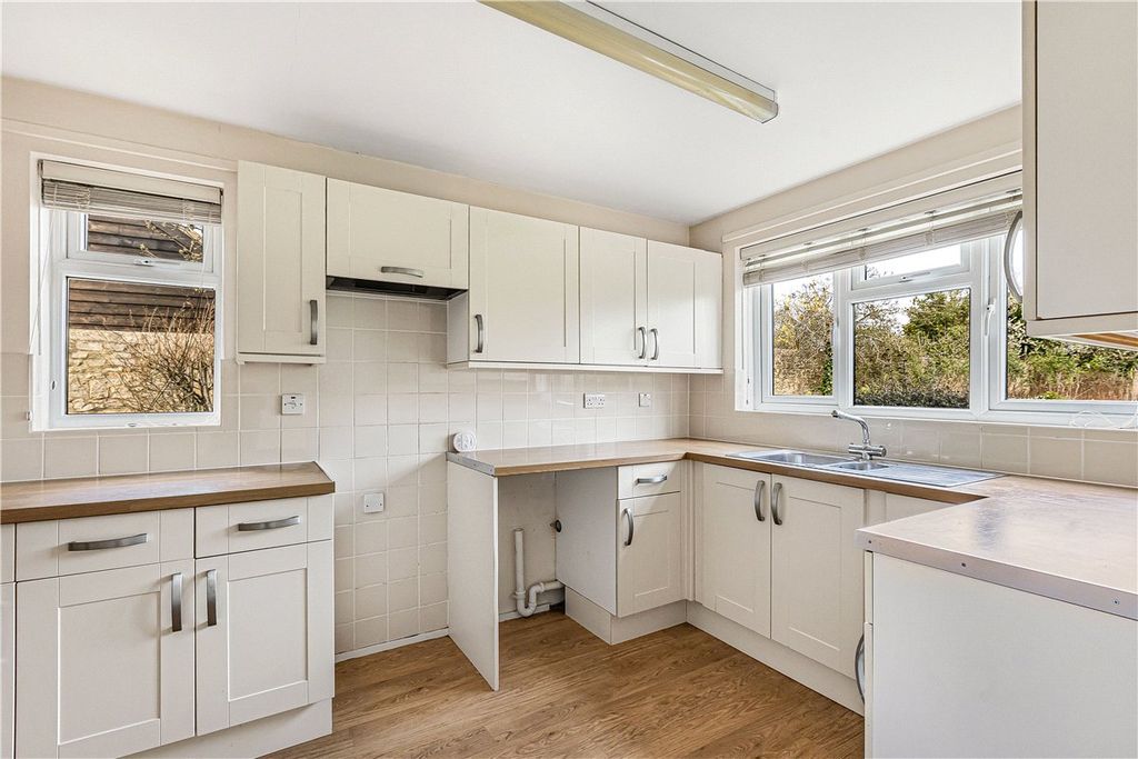 Property photo 2 of 34 Picture No. 02