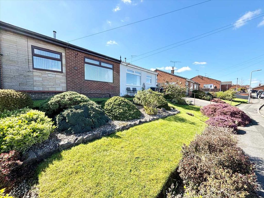 Property photo 2 of 24