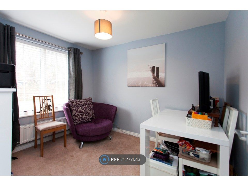 Property photo 2 of 17 Dining / Playroom / Study