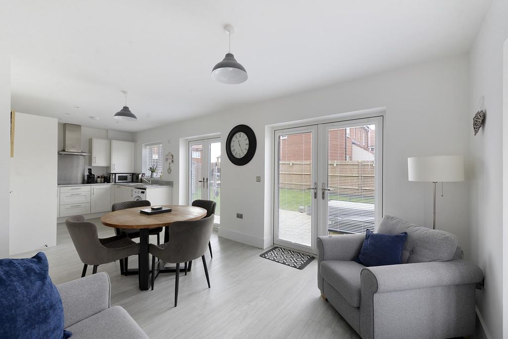 Property photo 1 of 19 6Pullen06.Jpg