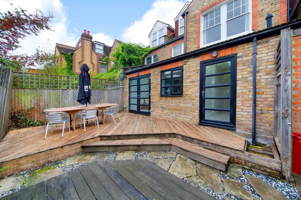 Property photo 1 of 14