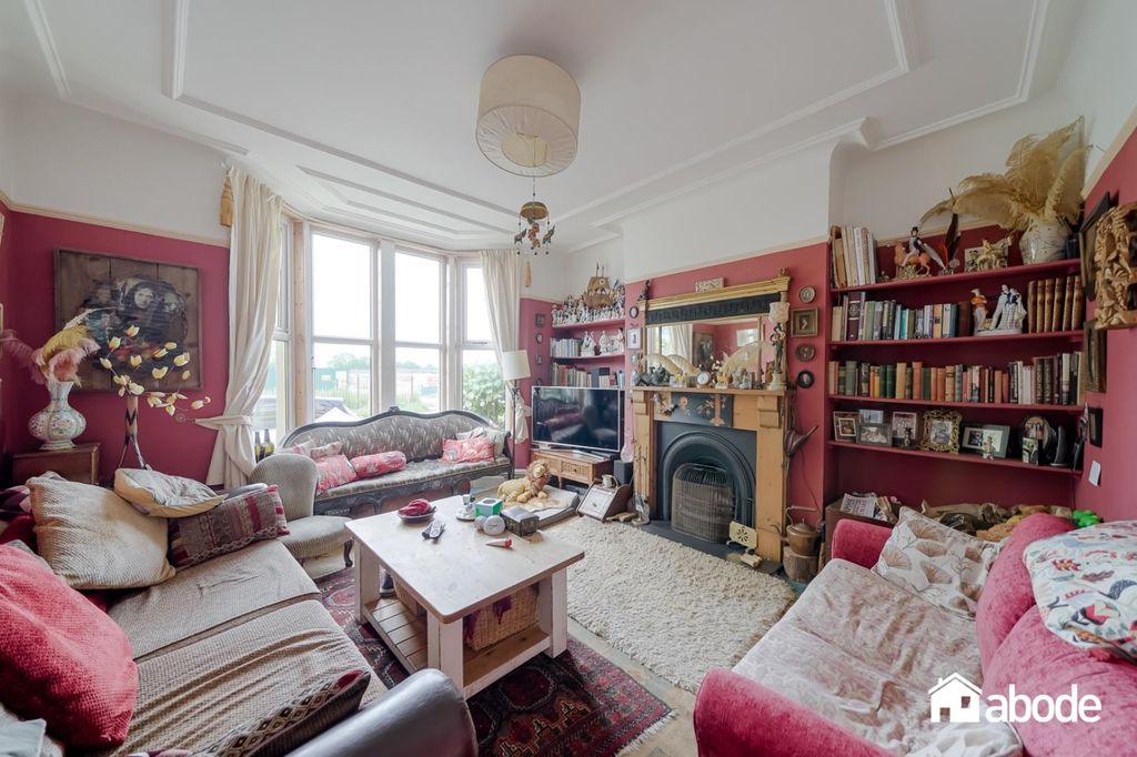 Property photo 2 of 25 Dsc04293-Hdr.Jpg