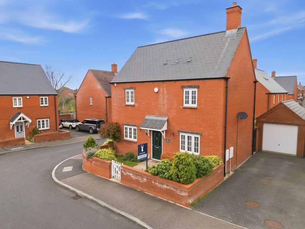 Property photo 1 of 24